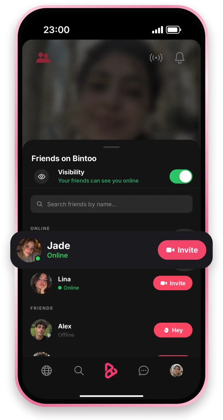 The friends list: who is online, with Invite and Hey buttons